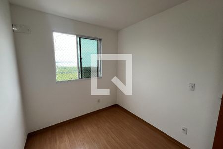 Quarto 1 de apartamento para alugar com 2 quartos, 52m² em Parque Sarapuí, Duque de Caxias