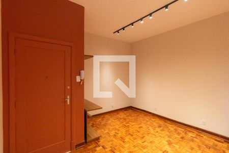 Salas de apartamento para alugar com 1 quarto, 59m² em Vila Lidia, Campinas