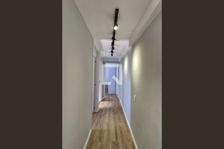 Corredor  de apartamento para alugar com 2 quartos, 46m² em Jardim das Cerejeiras, Campinas