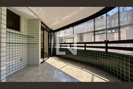 Varanda  de apartamento à venda com 4 quartos, 140m² em São Pedro, Belo Horizonte