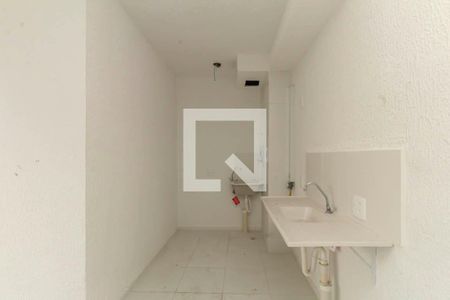 Sala/Cozinha de apartamento para alugar com 2 quartos, 34m² em Parque São Lourenço, São Paulo