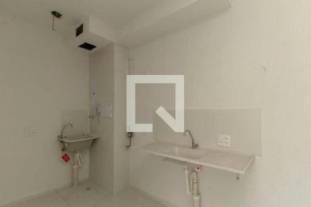 Sala/Cozinha de apartamento para alugar com 2 quartos, 34m² em Parque São Lourenço, São Paulo