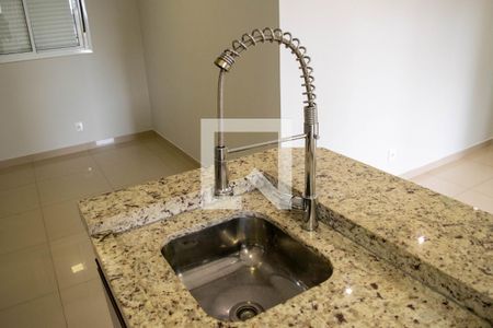 Casa de Condomínio para alugar com 2 quartos, 64m² em Chácara Seis de Outubro, São Paulo