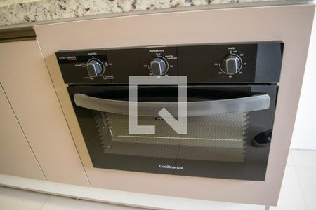 Casa de Condomínio para alugar com 2 quartos, 64m² em Chácara Seis de Outubro, São Paulo