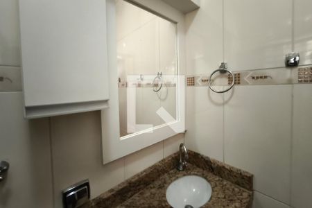 Banheiro Suíte de casa para alugar com 3 quartos, 205m² em Vila Georgina, Campinas