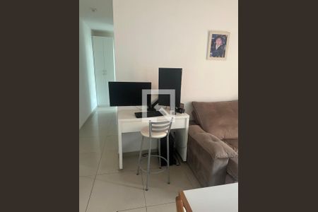 Apartamento para alugar com 2 quartos, 60m² em Monte Castelo, São José dos Campos