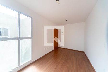 Sala de apartamento para alugar com 2 quartos, 42m² em Jardim Krahe, Viamão