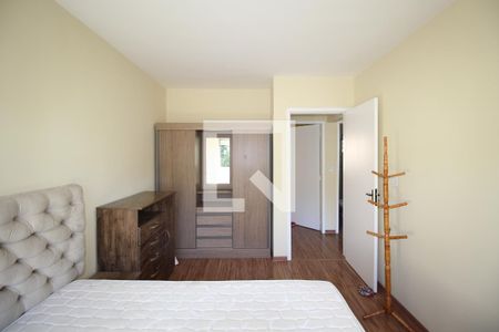 Quarto 1 de apartamento para alugar com 2 quartos, 65m² em Jardim Itu, Porto Alegre