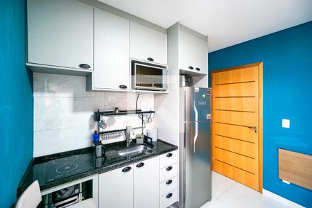 Sala e cozinha de apartamento para alugar com 1 quarto, 24m² em Vila Carrão, São Paulo