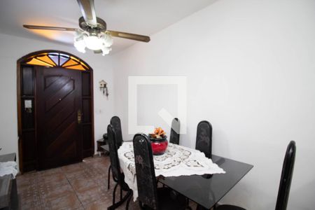 Sala de casa à venda com 3 quartos, 240m² em Vila Carioca, Guarulhos