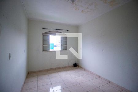 Quarto 2 de casa para alugar com 2 quartos, 60m² em Jardim Parana, Sorocaba
