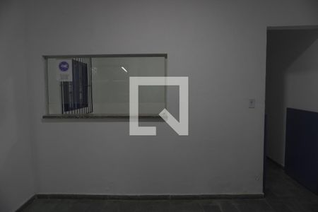 Casa para alugar com 4 quartos, 130m² em Vila Jacuí, São Paulo