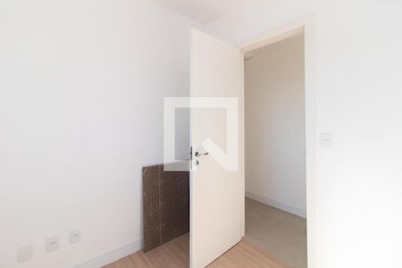 Quarto 1 de apartamento para alugar com 2 quartos, 42m² em Cavalhada, Porto Alegre