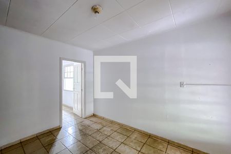 Sala de casa para alugar com 2 quartos, 70m² em Vila Canero, São Paulo