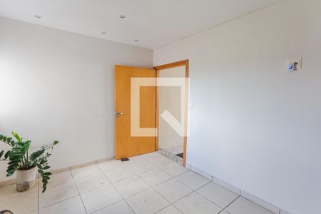Sala 1  de casa à venda com 5 quartos, 438m² em Concórdia, Belo Horizonte