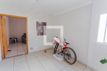 Sala 1  de casa à venda com 5 quartos, 438m² em Concórdia, Belo Horizonte