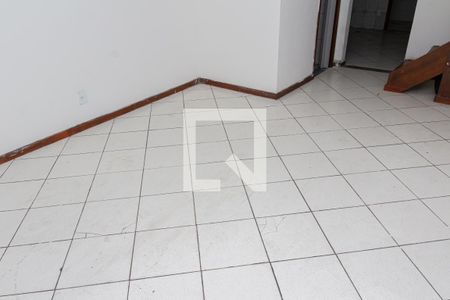 Sala de casa para alugar com 2 quartos, 75m² em Campo Grande, Rio de Janeiro