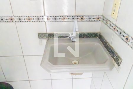 Lavabo de casa para alugar com 2 quartos, 75m² em Campo Grande, Rio de Janeiro