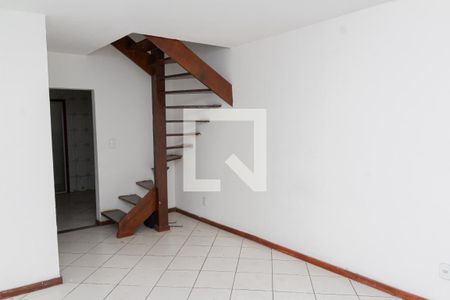 Sala de casa para alugar com 2 quartos, 75m² em Campo Grande, Rio de Janeiro