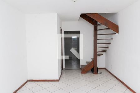 Sala de casa para alugar com 2 quartos, 75m² em Campo Grande, Rio de Janeiro