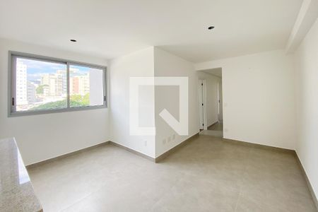 Apartamento à venda com 3 quartos, 73m² em Santa Efigênia, Belo Horizonte