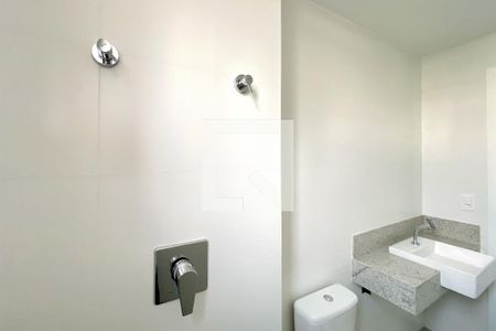 Banheiro da Suíte 1 de apartamento à venda com 3 quartos, 73m² em Santa Efigênia, Belo Horizonte