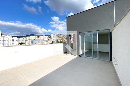 Cobertura de apartamento à venda com 2 quartos, 122m² em Santa Efigênia, Belo Horizonte