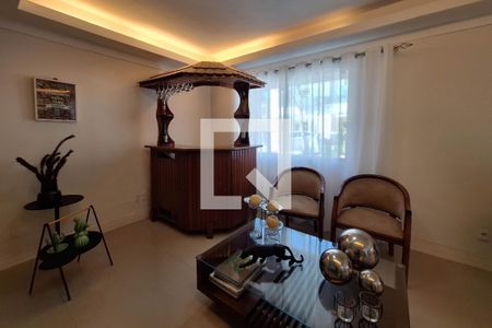 Sala de casa de condomínio à venda com 3 quartos, 145m² em Maria Paula, Niterói