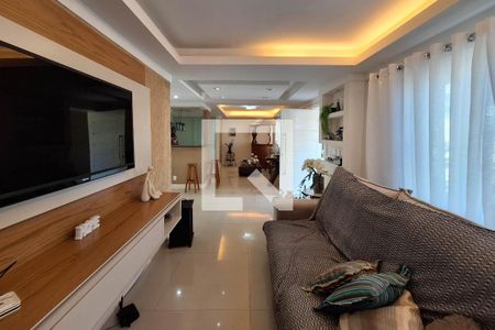 Sala de casa de condomínio à venda com 3 quartos, 145m² em Maria Paula, Niterói