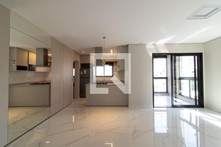 Sala de apartamento para alugar com 3 quartos, 127m² em Centro, Campinas