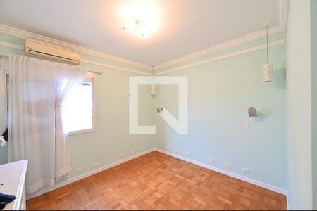 Suíte 1 de casa à venda com 4 quartos, 332m² em Vila da Saúde, São Paulo