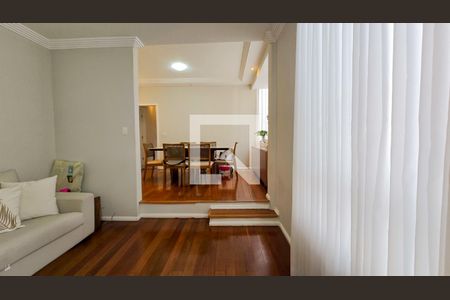 Sala de apartamento à venda com 3 quartos, 110m² em Coracao de Jesus, Belo Horizonte
