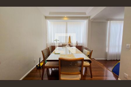 Sala de apartamento à venda com 3 quartos, 110m² em Coracao de Jesus, Belo Horizonte