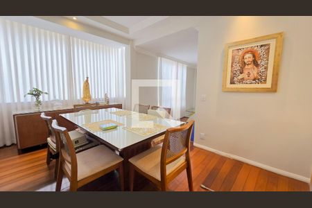 Sala de apartamento à venda com 3 quartos, 110m² em Coracao de Jesus, Belo Horizonte