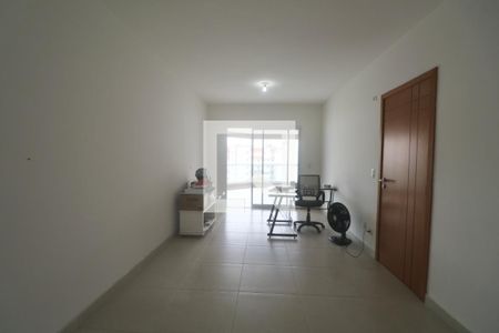Sala de apartamento para alugar com 3 quartos, 135m² em Barra Funda, Guarujá