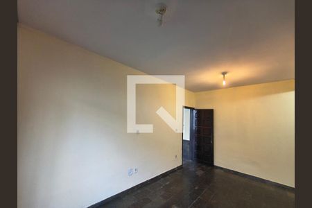 Casa à venda com 3 quartos, 165m² em Taquara, Rio de Janeiro