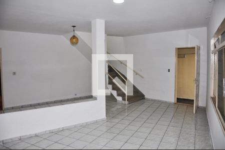 Detalhe - Sala de casa para alugar com 3 quartos, 120m² em Vila Palmeiras, São Paulo