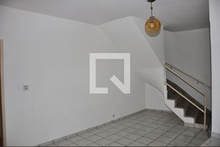 Detalhe - Sala de casa para alugar com 3 quartos, 120m² em Vila Palmeiras, São Paulo