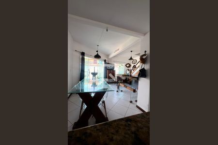 Casa de Condomínio para alugar com 3 quartos, 140m² em Peró, Cabo Frio