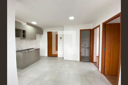 Apartamento para alugar com 2 quartos, 40m² em Inhaúma, Rio de Janeiro