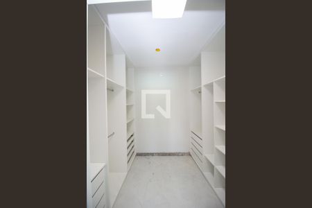 Closet da suíte de casa à venda com 4 quartos, 240m² em Tres Barras, Contagem