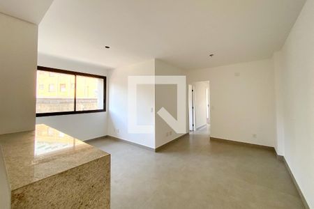 Apartamento à venda com 3 quartos, 77m² em Prado, Belo Horizonte