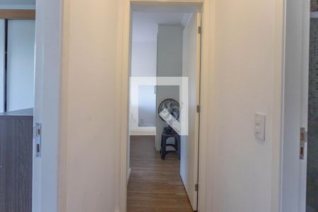 Corredor  de apartamento à venda com 2 quartos, 41m² em Campanário, Diadema
