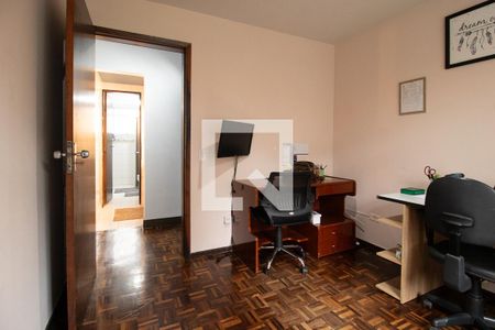Quarto 1 de apartamento para alugar com 3 quartos, 85m² em Hauer, Curitiba