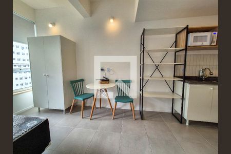 Sala/Quarto de kitnet/studio para alugar com 1 quarto, 21m² em República, São Paulo