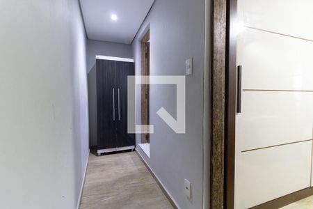 Corredor de casa de condomínio à venda com 2 quartos, 75m² em Sacoma, São Paulo
