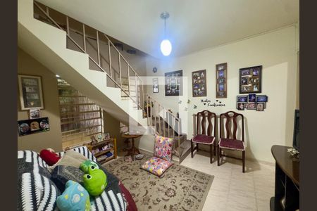 Casa à venda com 3 quartos, 200m² em Vila Nossa Senhora de Fatima, Guarulhos
