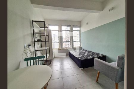 Sala/Quarto de kitnet/studio para alugar com 1 quarto, 21m² em República, São Paulo