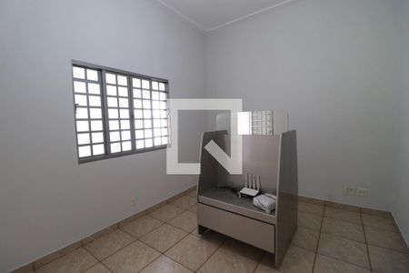 Casa para alugar com 2 quartos, 134m² em Vila Virginia, Ribeirão Preto