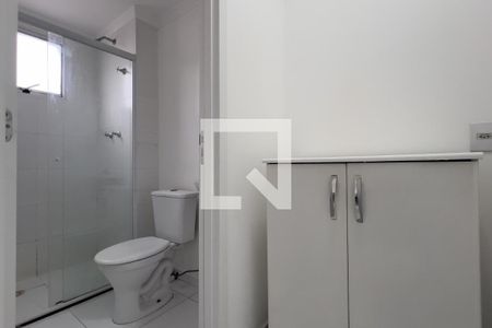Banheiro de kitnet/studio para alugar com 1 quarto, 36m² em Vila Lidio Santana, Guarulhos